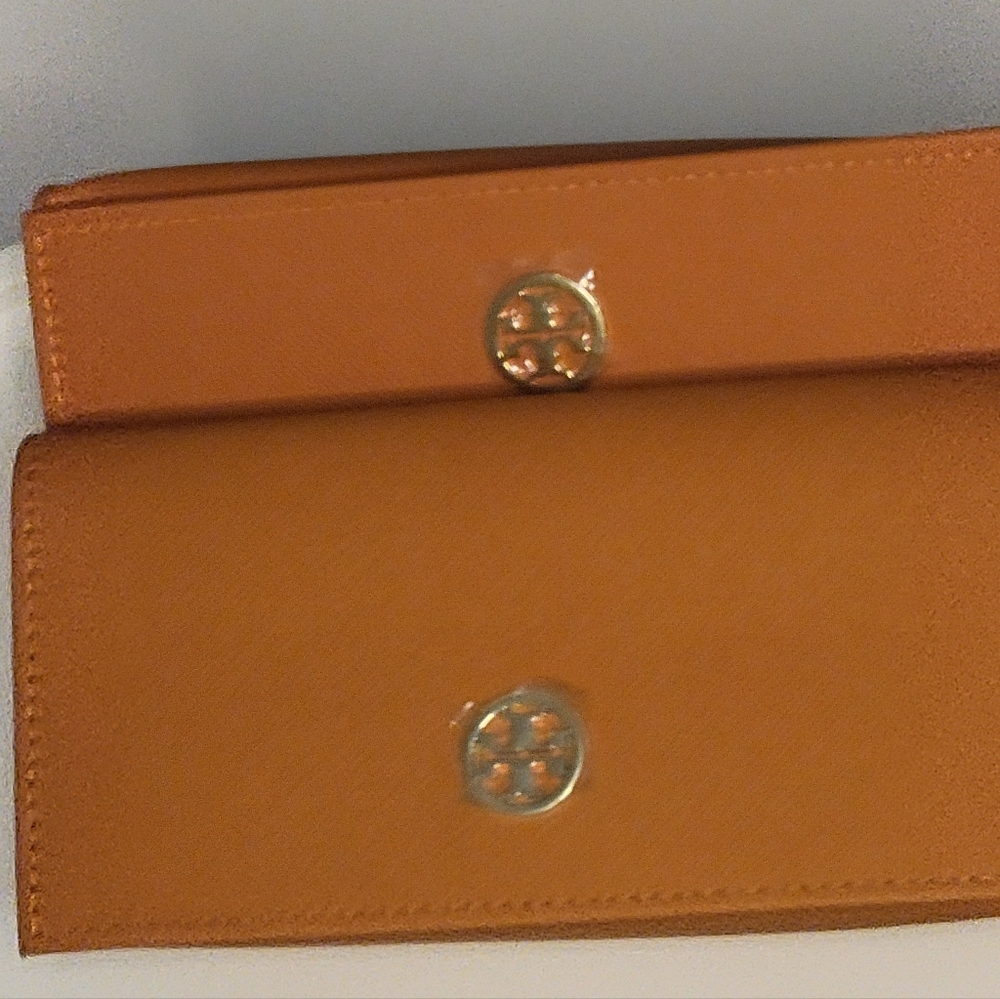 TORY BURCH SUNGLASS CASE - Picture 3 of 4